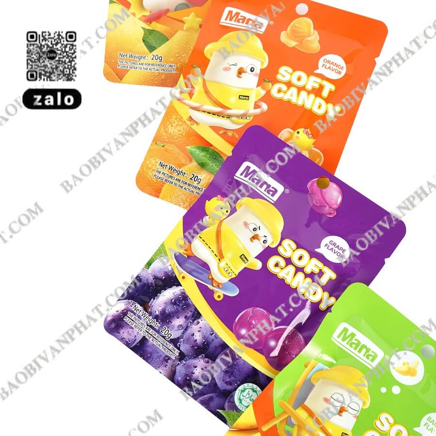 Túi 3 biên bao bì thực phẩm nhiều hương vị, thiết kế nổi bật giúp thu hút người tiêu dùng.