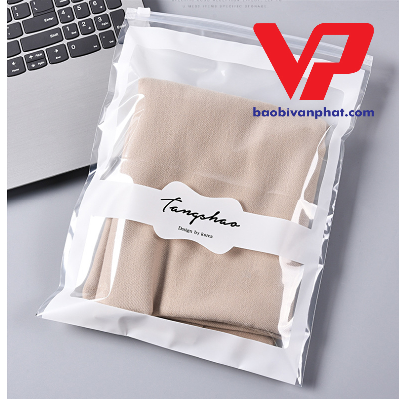 Lý do bạn nên đầu tư bao bì shop quần áo cho cửa hàng của mình